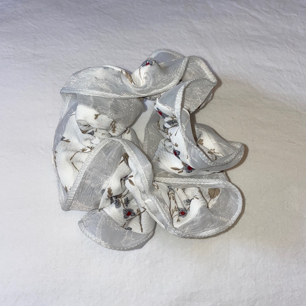 SET DEAL: 3 scrunchies bundle